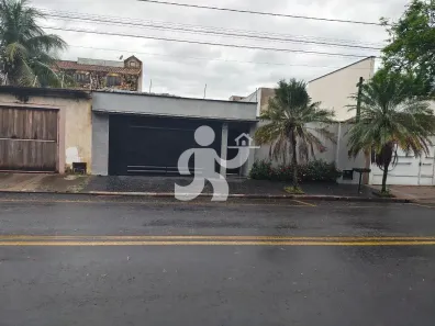 Casa com 3 Quartos à venda, 270m² no Nova Piracicaba, Piracicaba