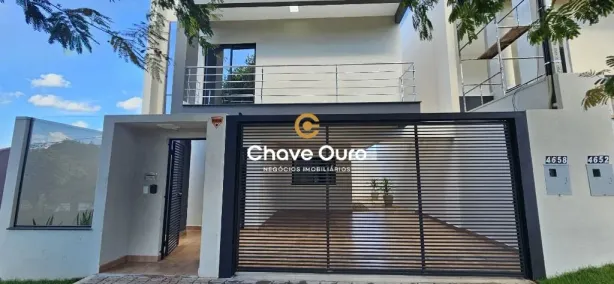 Sobrado com 3 Quartos à venda, 118m² no Cancelli, Cascavel