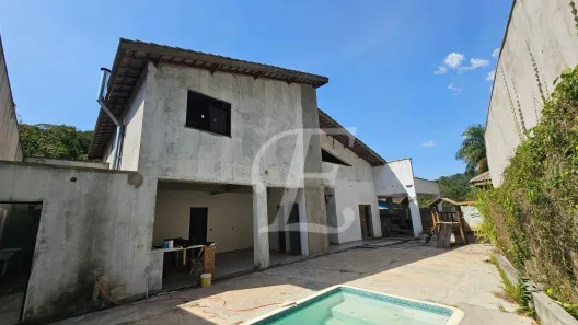 Casa de Condomínio com 3 Quartos à venda, 295m² no Caraguatá, Mairiporã
