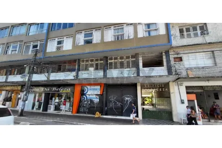 Apartamento com 3 Quartos para alugar, 80m² no Centro, Fortaleza