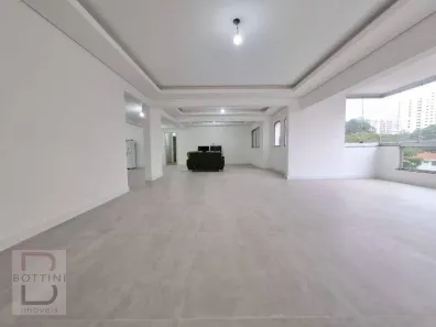 Apartamento com 3 Quartos à venda, 200m² no Campo Belo, São Paulo