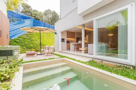 Casa de Condomínio com 3 Quartos à venda, 201m² no Campo Comprido, Curitiba