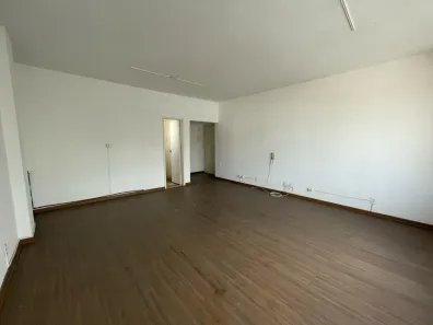 Sala Comercial para venda ou aluguel, 36m² no Bonsucesso, Rio de Janeiro
