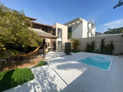 Casa com 3 Quartos à venda, 299m² no João Paulo, Florianópolis