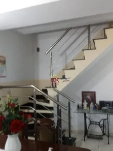 Sobrado com 3 Quartos à venda, 130m² no Vila Iapi, Taubaté