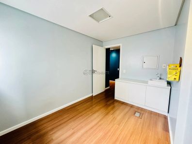 Sala Comercial à venda, 30m² no Campinas, São José
