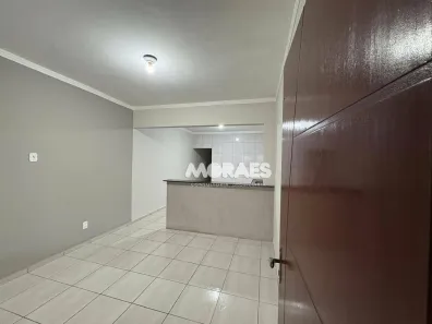 Casa com 2 Quartos para alugar, 150m² no Jardim Petrópolis, Bauru