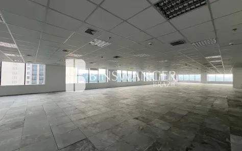 Sala Comercial para alugar, 672m² no Vila Olímpia, São Paulo