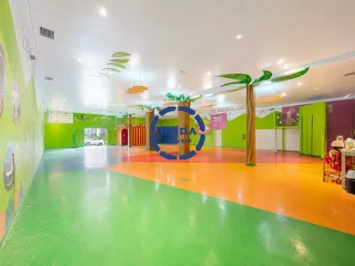 Ponto Comercial para alugar, 360m² no Vila Mathias, Santos