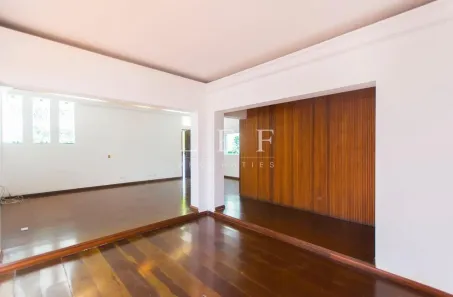 Casa com 3 Quartos à venda, 300m² no Moema, São Paulo