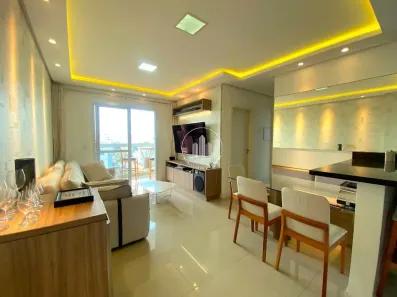 Apartamento com 2 Quartos à venda, 75m² no Barreiros, São José