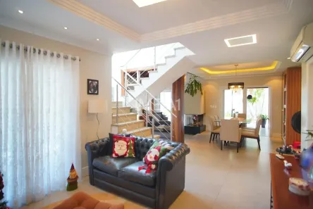 Casa de Condomínio com 3 Quartos à venda, 360m² no Sarandi, Porto Alegre