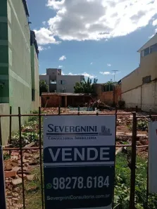 Lote/Terreno à venda, 300m² no Vila Parque Brasília, Cachoeirinha