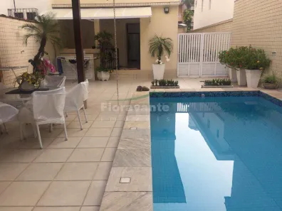 Casa com 3 Quartos à venda, 230m² no Boqueirão, Santos