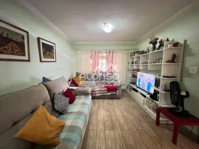 Casa com 3 Quartos à venda, 140m² no Jardim Ester Yolanda, São Paulo
