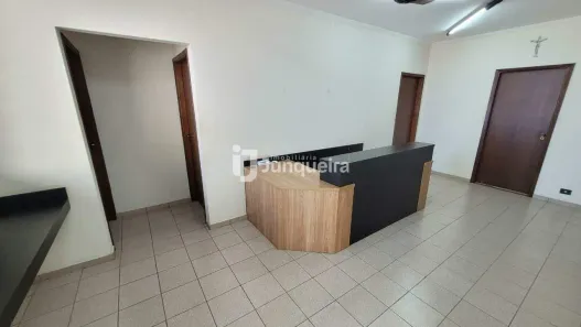 Prédio Comercial para alugar, 136m² no Centro, Piracicaba