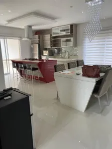 Sobrado com 4 Quartos à venda, 326m² no City Bussocaba, Osasco