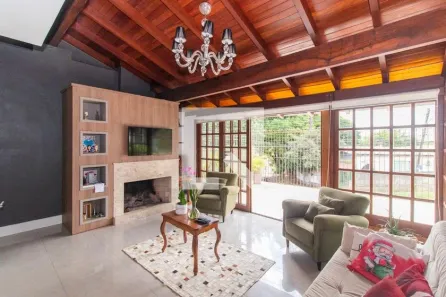 Casa com 3 Quartos à venda, 208m² no Santa Tereza, Porto Alegre