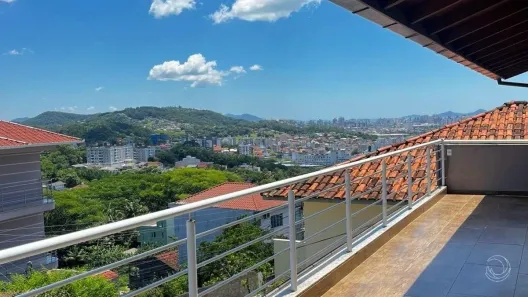 Casa com 3 Quartos à venda, 315m² no Centro, São José