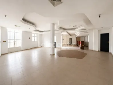 Sala Comercial para alugar, 400m² no Independência, Porto Alegre
