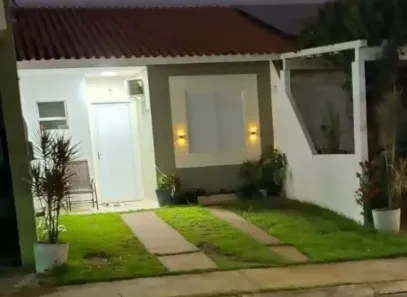 Casa de Condomínio com 2 Quartos à venda, 70m² no Jardim Imperial, Cuiabá