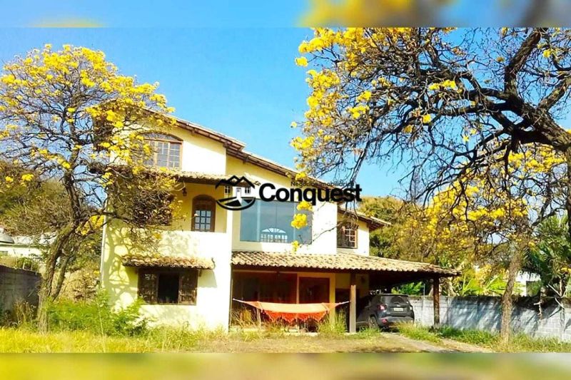 Casa com 4 quartos — Bandeirantes (Pampulha), Belo Horizonte