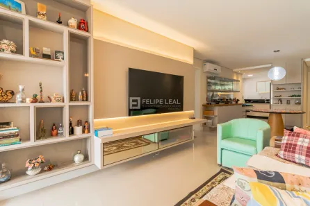 Apartamento com 3 Quartos à venda, 96m² no Balneário, Florianópolis