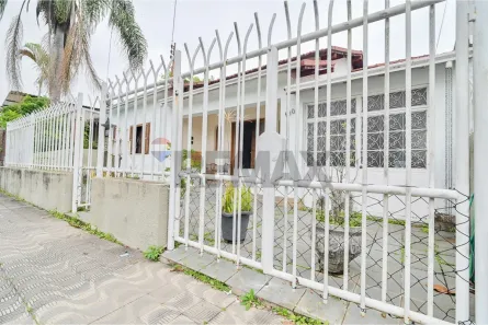 Casa com 4 Quartos à venda, 185m² no Santa Catarina, Juiz de Fora