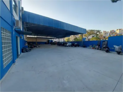 Galpão/Depósito/Armazém à venda, 2000m² no Bangú, Santo André