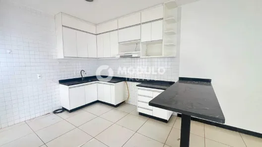 Casa com 1 Quarto para alugar, 106m² no Jardim Holanda, Uberlândia
