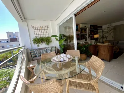 Apartamento com 3 Quartos à venda, 144m² no Jurerê Internacional, Florianópolis