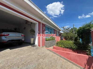 Casa com 3 Quartos à venda, 165m² no Vila São Luiz, Valinhos