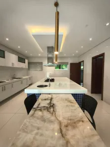 Casa com 5 Quartos à venda, 480m² no Cararu, Eusébio