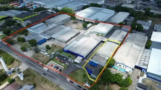 Galpão/Depósito/Armazém para alugar, 1700m² no Distrito Industrial I, Manaus
