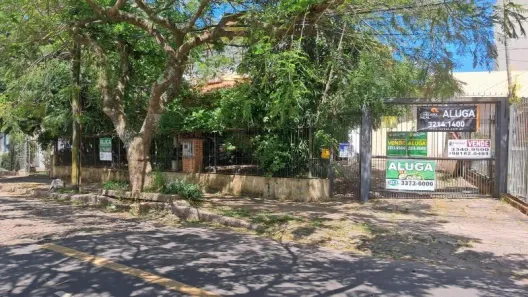 Sobrado com 3 Quartos para alugar, 340m² no Vila Ipiranga, Porto Alegre