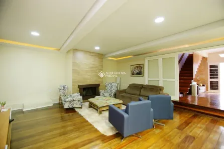 Casa com 4 Quartos à venda, 235m² no Azenha, Porto Alegre