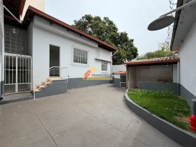 Casa com 4 Quartos para alugar, 150m² no Centro, Divinópolis