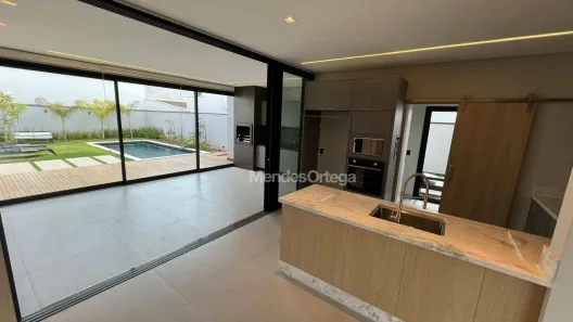 Casa de Condomínio com 3 Quartos para alugar, 250m² no Itapeva, Votorantim