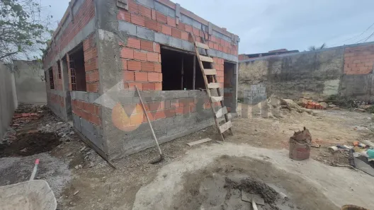 Casa com 2 Quartos à venda, 56m² no Balneário dos Golfinhos, Caraguatatuba