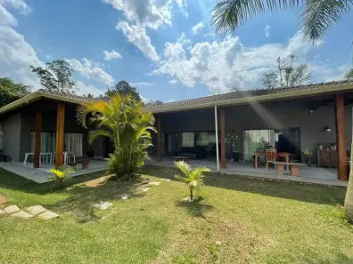Casa de Condomínio com 4 Quartos para alugar, 218m² no Granja Viana II, Cotia