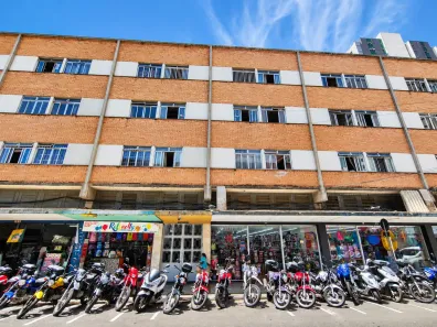 Apartamento com 2 Quartos para alugar, 41m² no Centro, Juiz de Fora