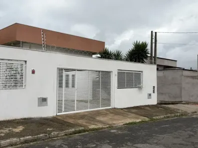 Sobrado com 2 Quartos para alugar, 144m² no Residencial Jardim Perolla, Itupeva
