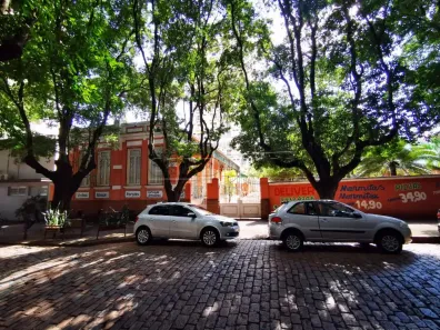 Prédio Comercial para alugar, 304m² no Centro, Araraquara