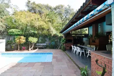 Sobrado com 5 Quartos à venda, 650m² no Jardim Leonor, São Paulo
