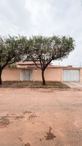 Casa com 4 Quartos para alugar, 200m² no Plano Diretor Sul, Palmas