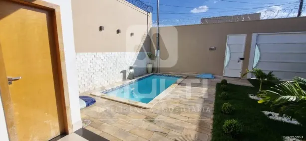 Casa com 3 Quartos à venda, 150m² no Jardim Patrícia, Uberlândia