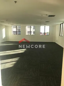 Sala Comercial à venda, 99m² no São João, Porto Alegre