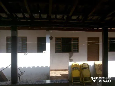 Casa com 5 Quartos à venda, 200m² no Núcleo Habitacional Silvério Cartafina, Uberaba