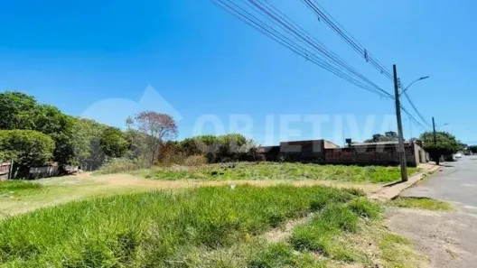Lote/Terreno à venda, 2500m² no Lagoinha, Uberlândia