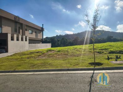Lote/Terreno à venda, 425m² no Jardim Tupanci, Barueri